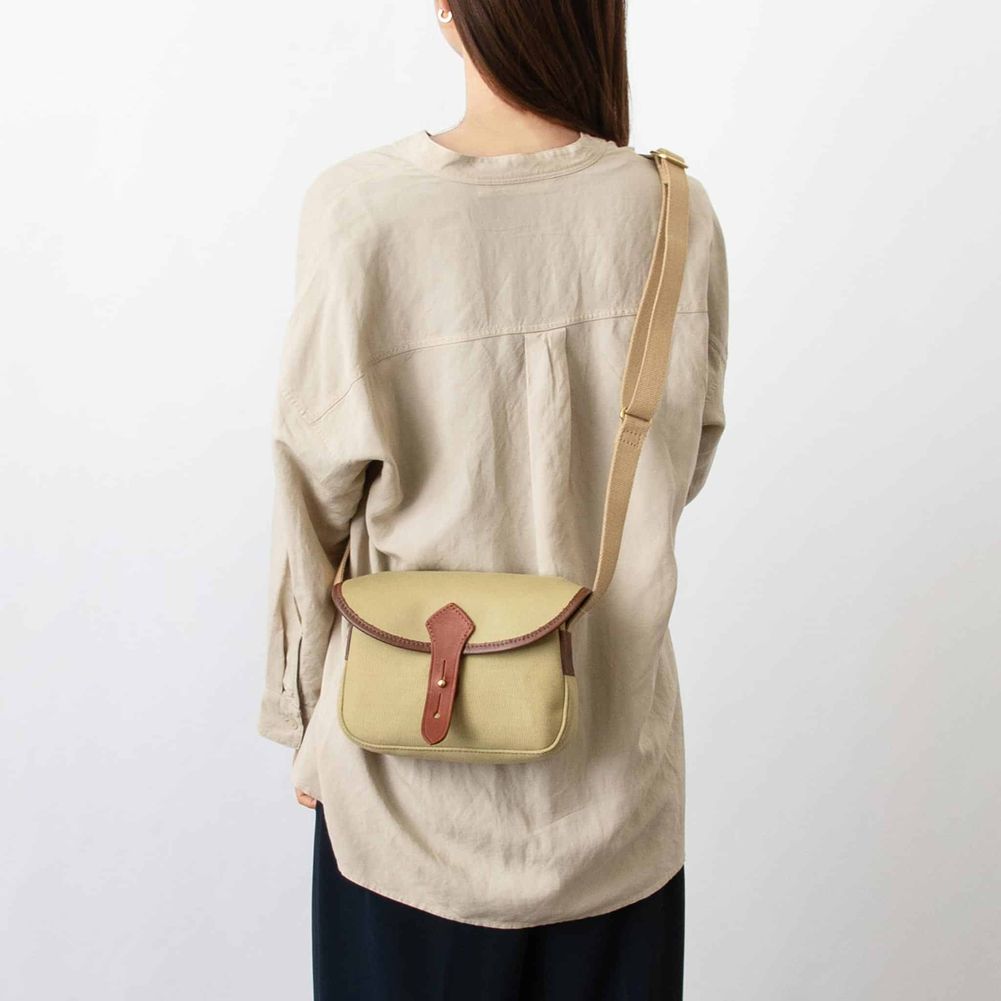 QUALITY GUNSLIPS DINKY BAG NQG1951 COTTON 830H クオリティーガンスリップス ショルダーバッグ  カーキベージュ – CHG