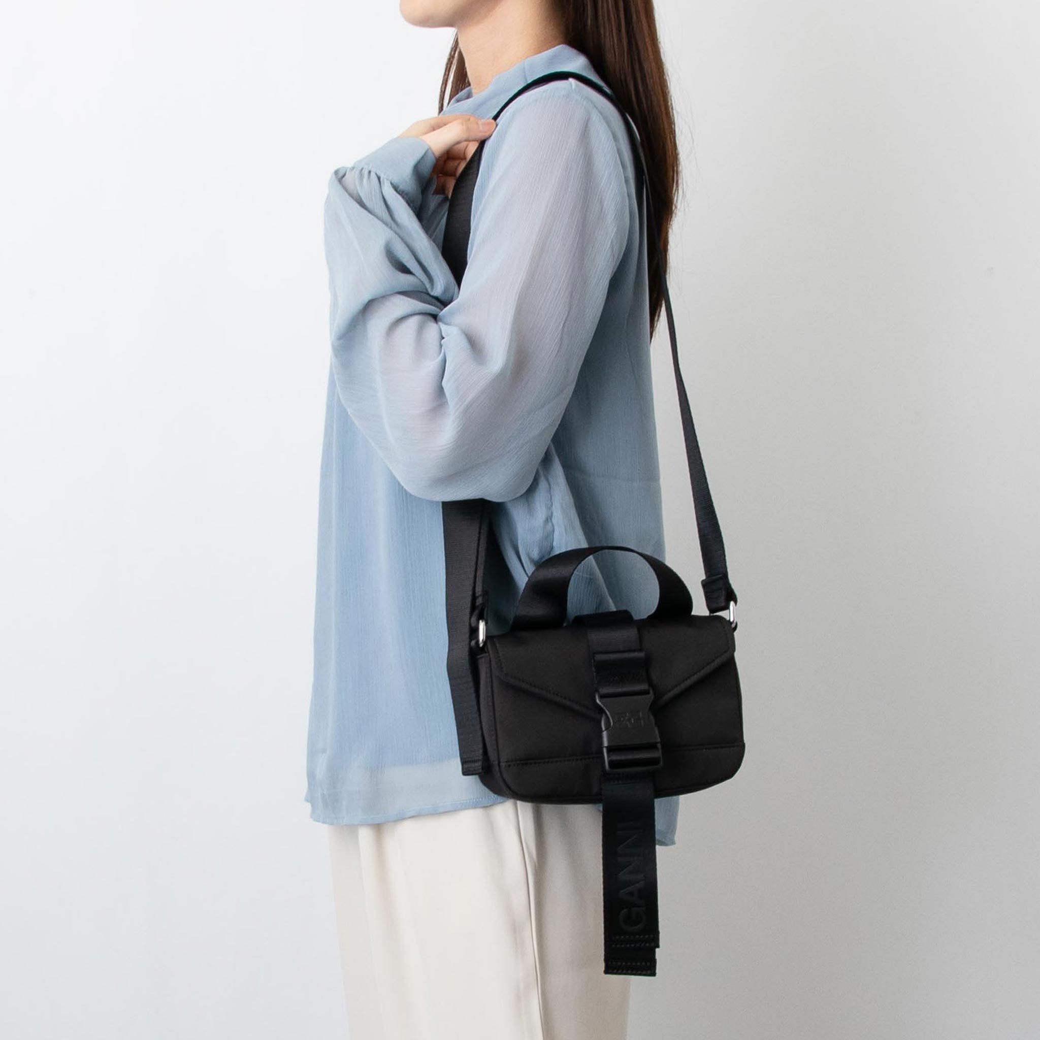 GANNI RECYCLED TECH MINI SATCHEL A5228 ガニー 2WAY バッグ – CHG