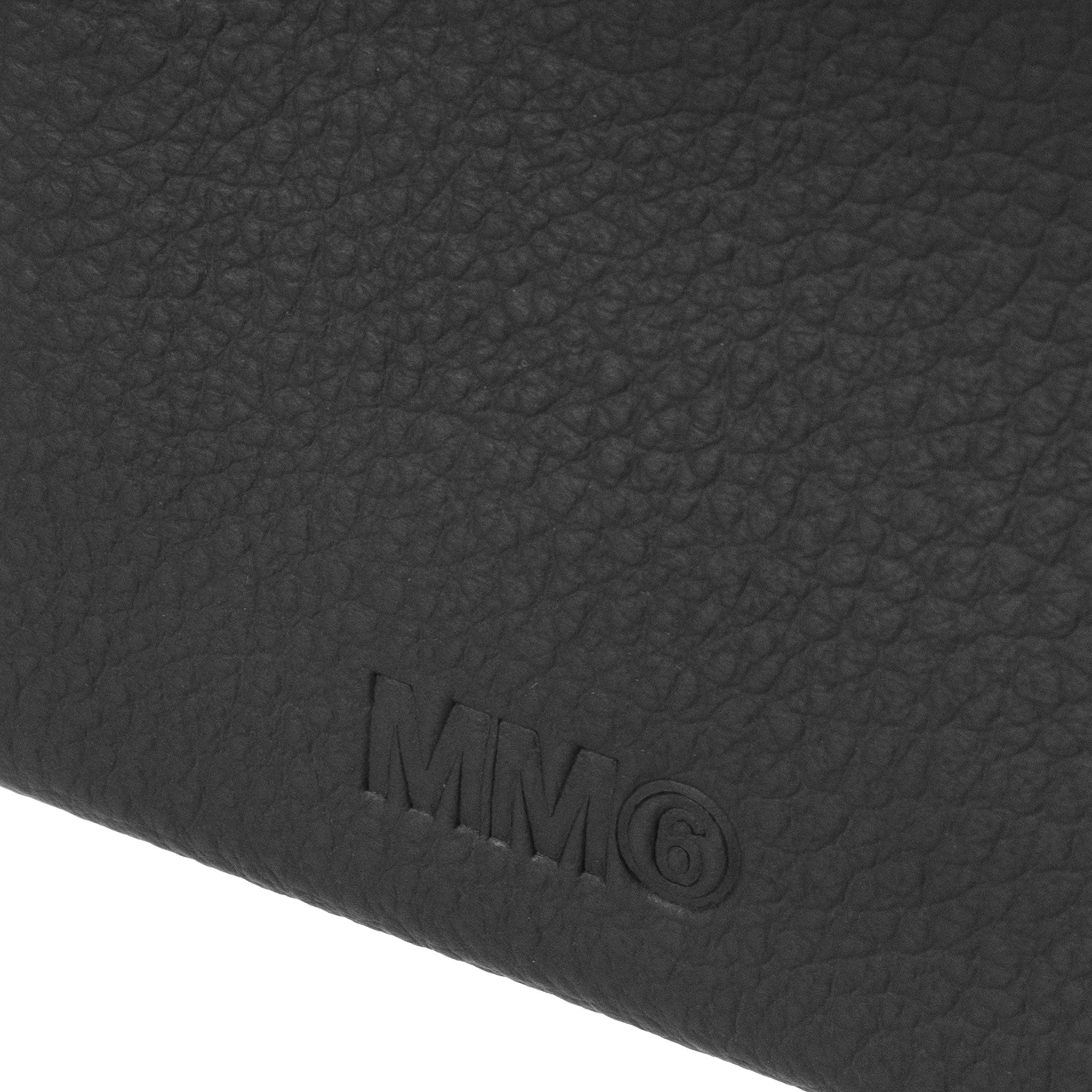 エムエム6 メゾンマルジェラ MM6 MAISON MARGIELA 財布 二つ折り財布 ブラック LOGO FLAP WALLET  SA5UI0001 P4535 H9095 BLACK